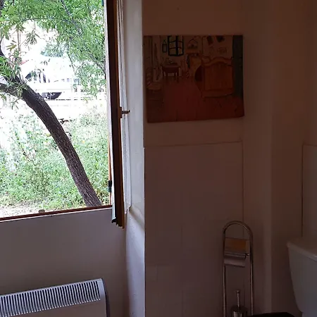 Guest house L'orca Di San Gavinu 3*