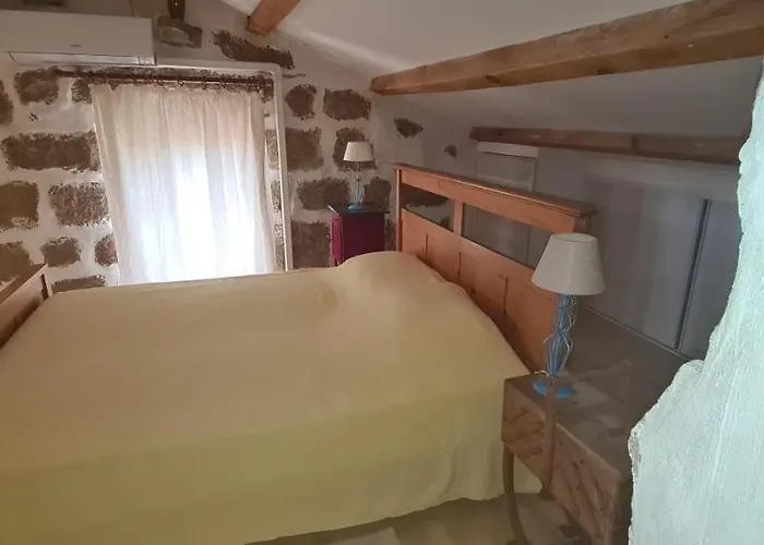 L'orca Di San Gavinu Pensjonat 3*